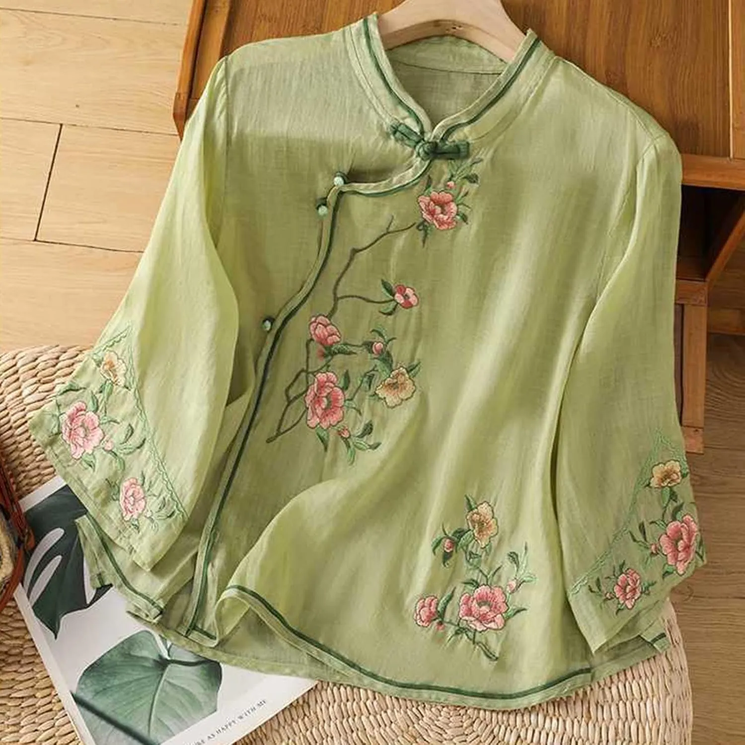 Mzkdieey Women's Cotton Linen Retro Chinese Frog Button Tops Traditional Mandarin Collar Shirts Floral Embroidered Blouse